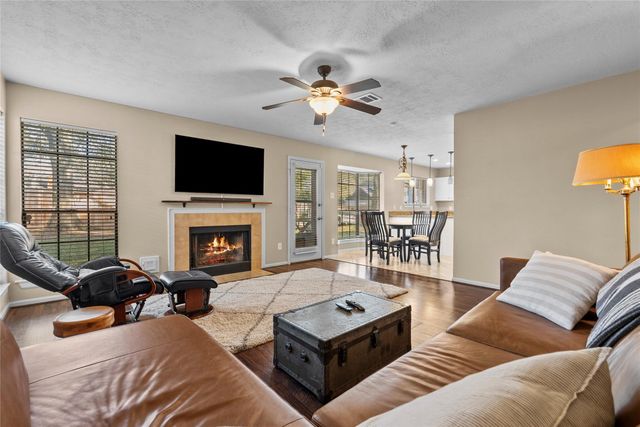 14567 Oak Chase Drive, Houston, TX 77062