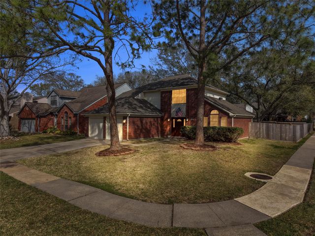 14567 Oak Chase Drive, Houston, TX 77062