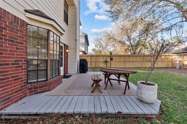 14567 Oak Chase Drive, Houston, TX 77062