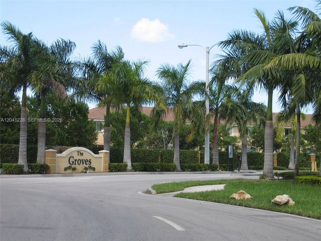 2973 SE 15th Ter, Homestead, FL 33035