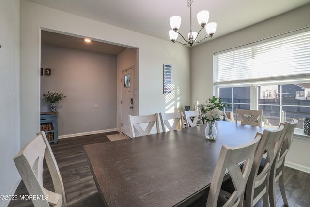 167 Ashburn Avenue, Manahawkin, NJ 08050