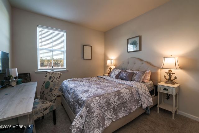 167 Ashburn Avenue, Manahawkin, NJ 08050