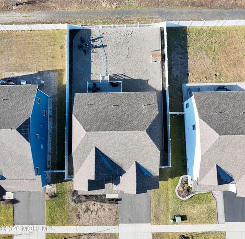 167 Ashburn Avenue, Manahawkin, NJ 08050