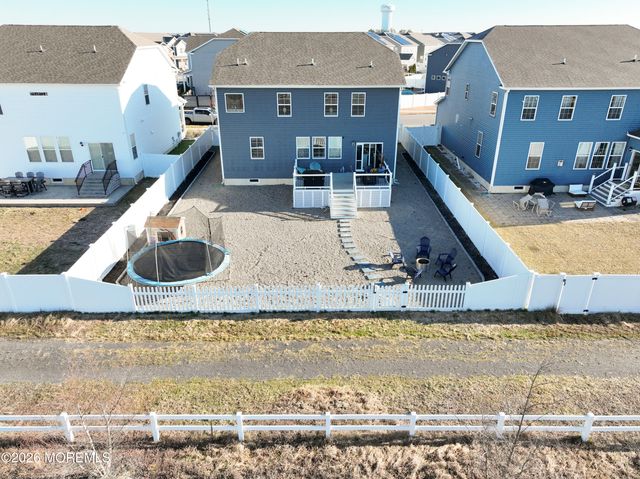 167 Ashburn Avenue, Manahawkin, NJ 08050