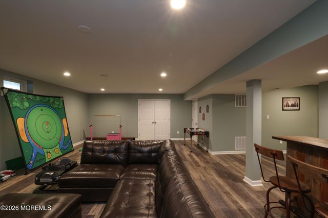 167 Ashburn Avenue, Manahawkin, NJ 08050