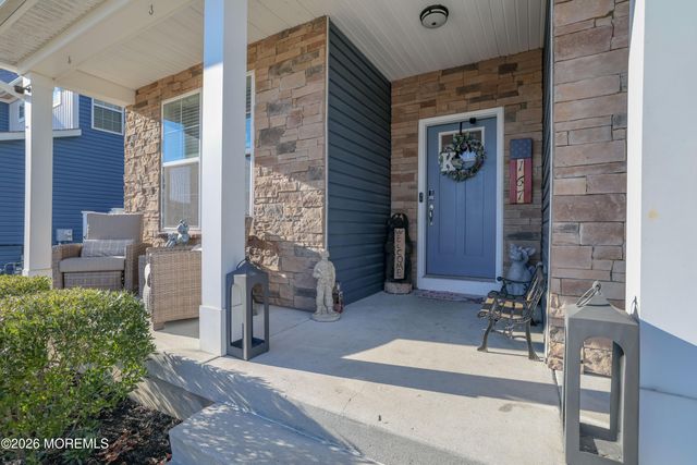 167 Ashburn Avenue, Manahawkin, NJ 08050