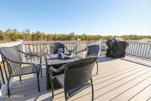 167 Ashburn Avenue, Manahawkin, NJ 08050