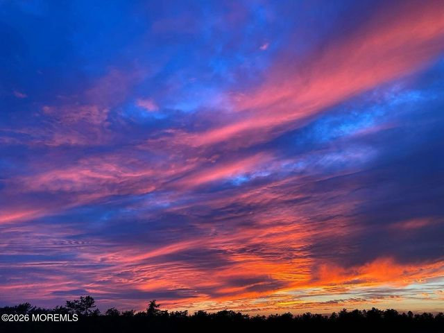 167 Ashburn Avenue, Manahawkin, NJ 08050