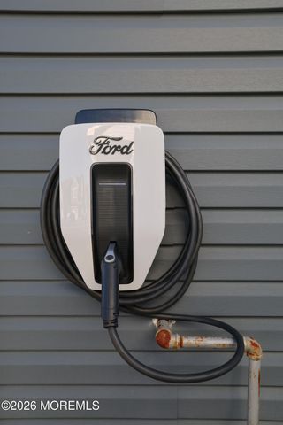 167 Ashburn Avenue, Manahawkin, NJ 08050