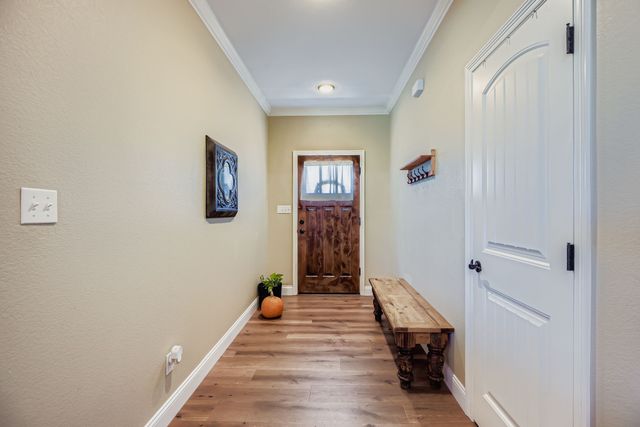 785 Schneider Road, Howe, TX 75459