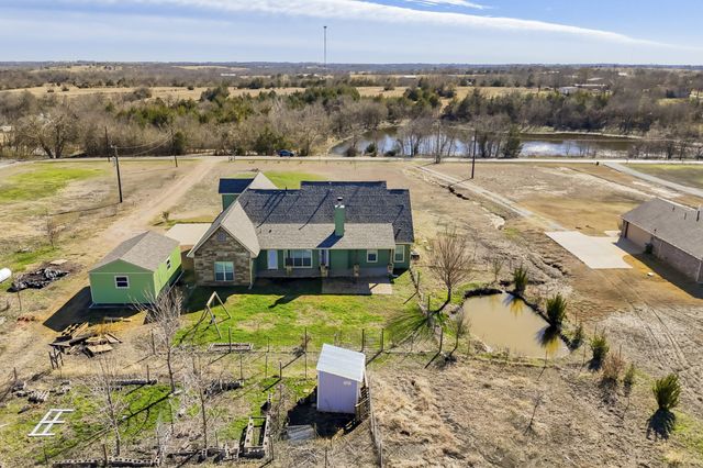 785 Schneider Road, Howe, TX 75459