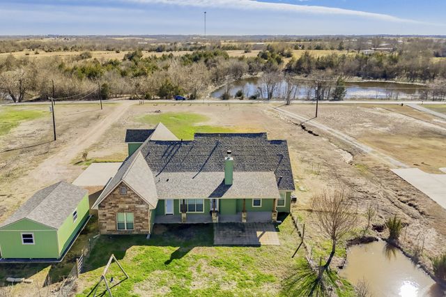 785 Schneider Road, Howe, TX 75459
