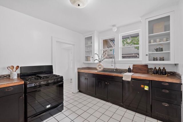 717 Gold Avenue SE, Albuquerque, NM 87102