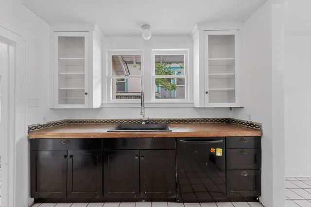 717 Gold Avenue SE, Albuquerque, NM 87102