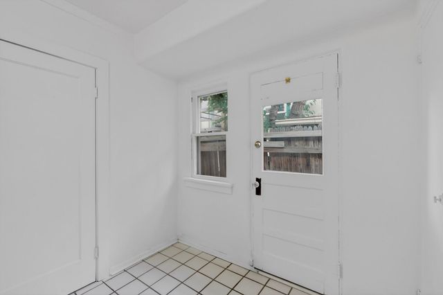 717 Gold Avenue SE, Albuquerque, NM 87102