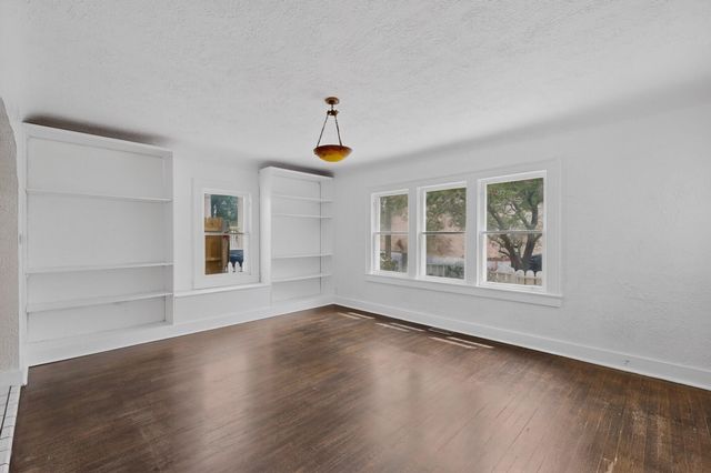 717 Gold Avenue SE, Albuquerque, NM 87102