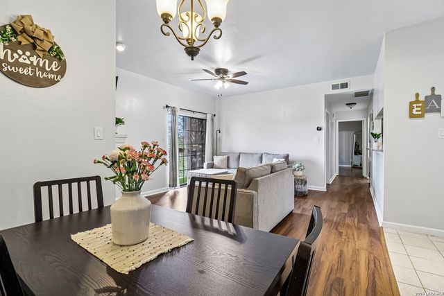 11839 Parliament St Apt 921, San Antonio, TX 78216