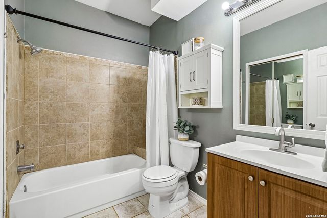 11839 Parliament St Apt 921, San Antonio, TX 78216