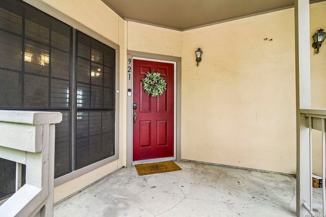 11839 Parliament St Apt 921, San Antonio, TX 78216