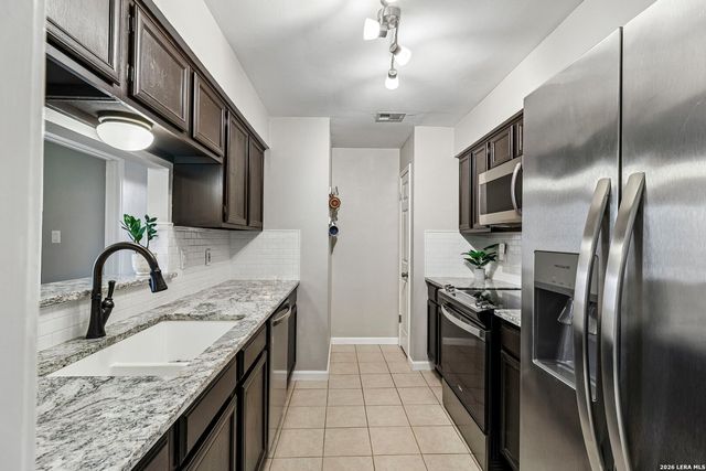 11839 Parliament St Apt 921, San Antonio, TX 78216