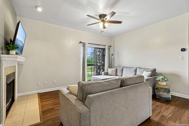 11839 Parliament St Apt 921, San Antonio, TX 78216