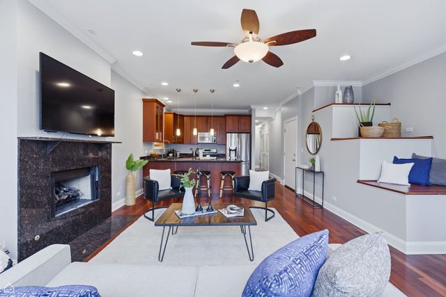 2229 N Leavitt Street 2, Chicago, IL 60647