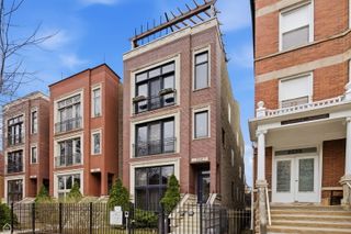 2229 N Leavitt Street 2, Chicago, IL 60647