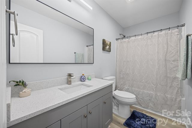 712 Henry Avenue, Gastonia, NC 28052