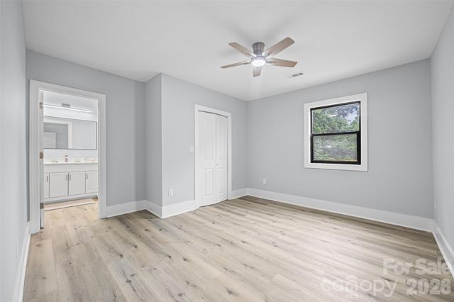 712 Henry Avenue, Gastonia, NC 28052