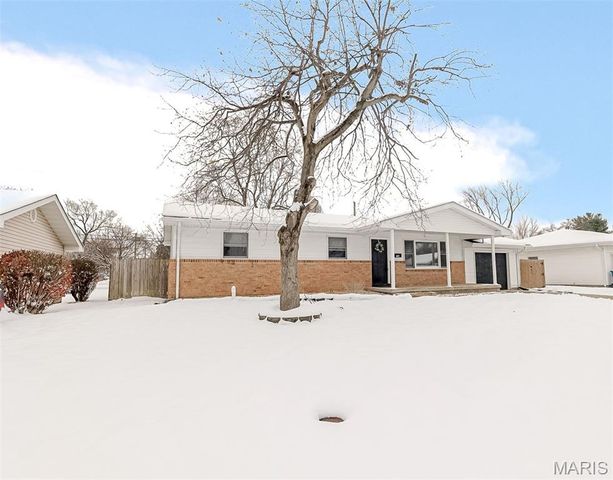 441 Sanders Street, Bethalto, IL 62010