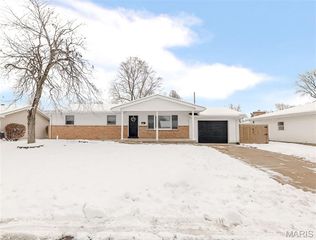 441 Sanders Street, Bethalto, IL 62010