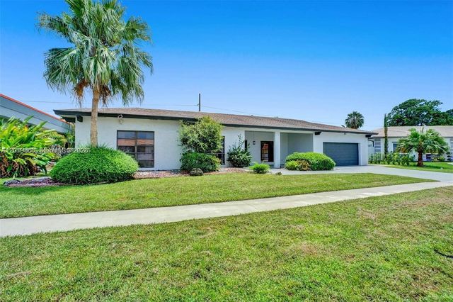 16610 Royal Poinciana ct, Weston, FL 33326
