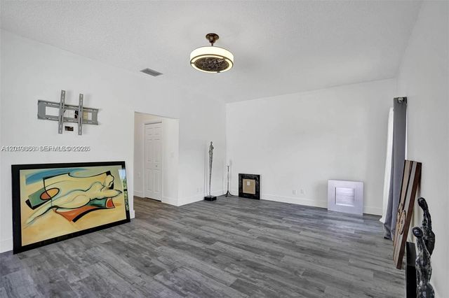 16610 Royal Poinciana ct, Weston, FL 33326