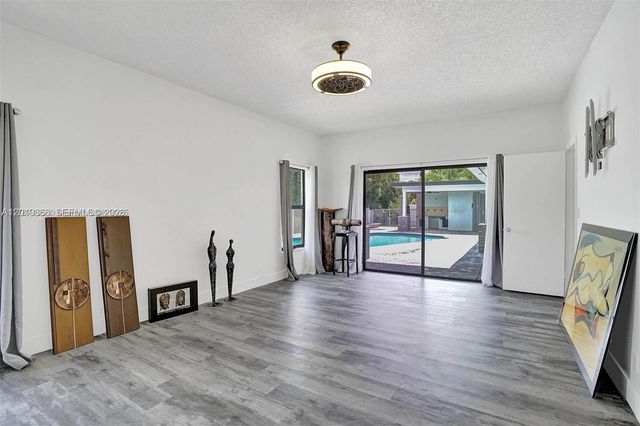 16610 Royal Poinciana ct, Weston, FL 33326