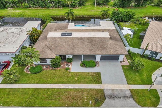 16610 Royal Poinciana ct, Weston, FL 33326