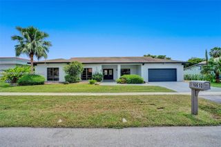 16610 Royal Poinciana ct, Weston, FL 33326