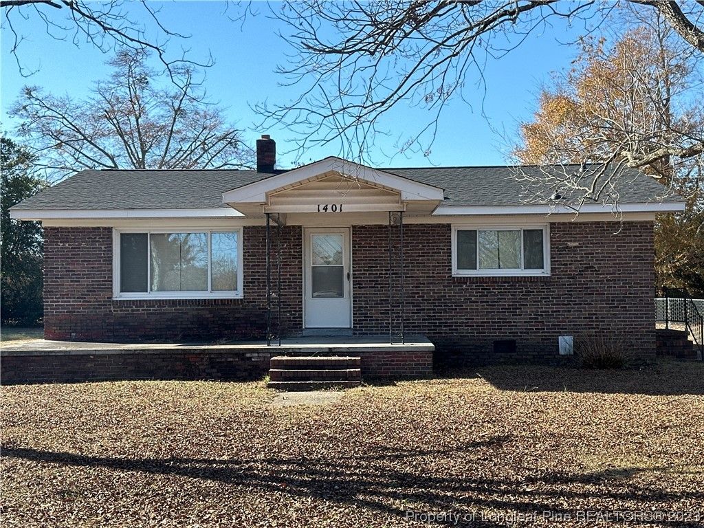 1401 N Bragg Boulevard, Spring Lake, NC 28390 — exterior
