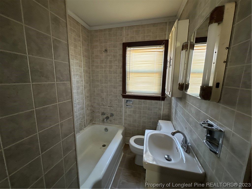 1401 N Bragg Boulevard, Spring Lake, NC 28390 — photo 4