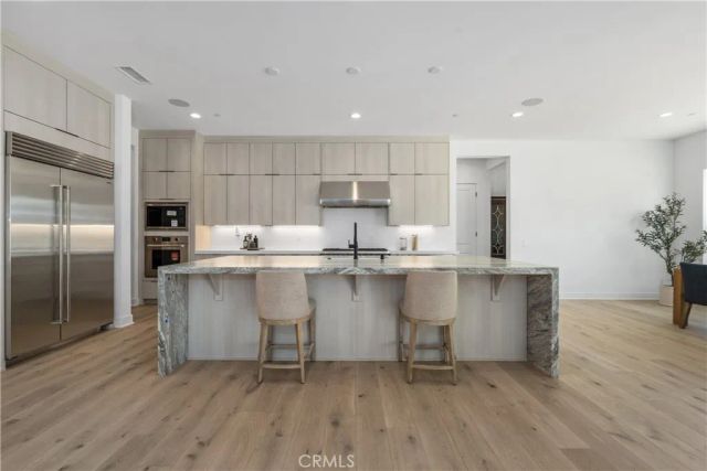11091 Woodcrest Court, Chatsworth, CA 91311
