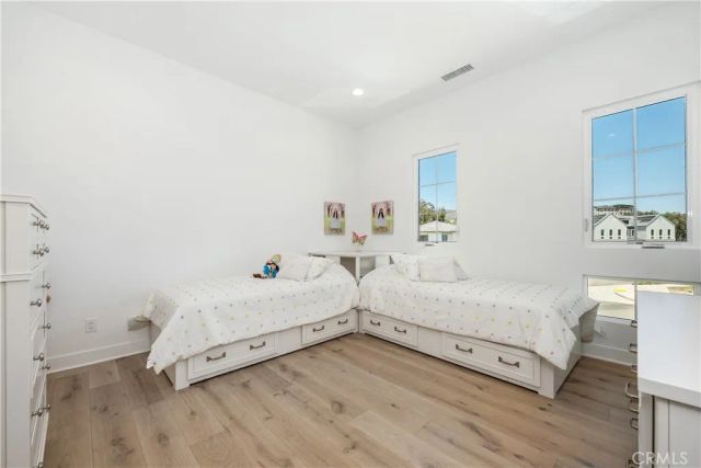 11091 Woodcrest Court, Chatsworth, CA 91311