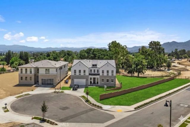 11091 Woodcrest Court, Chatsworth, CA 91311