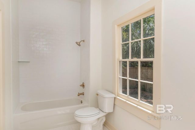 150 S Dearborn Street, Mobile, AL 36602