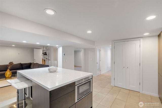 3033 45th Avenue SW, Seattle, WA 98116