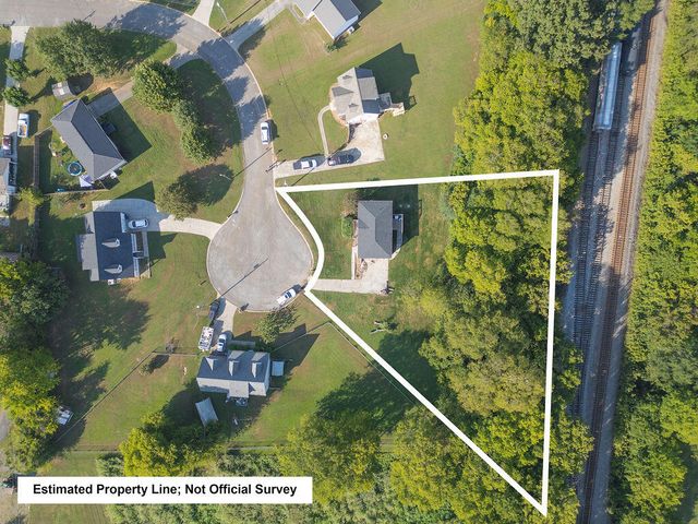 139 Apple Valley Court, Charleston, TN 37310