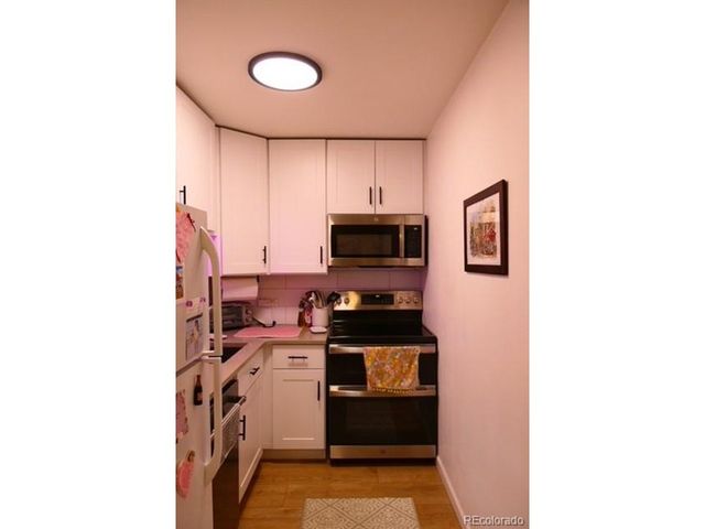 830 20th St 303, Boulder, CO 80302