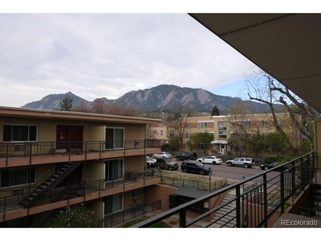 830 20th St 303, Boulder, CO 80302