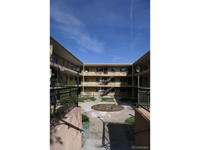 830 20th St 303, Boulder, CO 80302