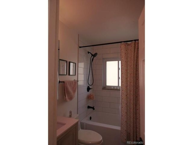830 20th St 303, Boulder, CO 80302