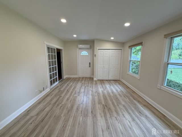 28 Gage Road, East Brunswick, NJ 08816