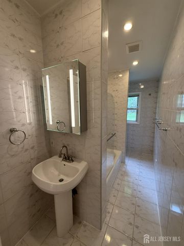 28 Gage Road, East Brunswick, NJ 08816